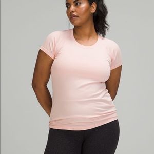 Swiftly Tech Short Sleeve 2.0 s6 (lululemon)